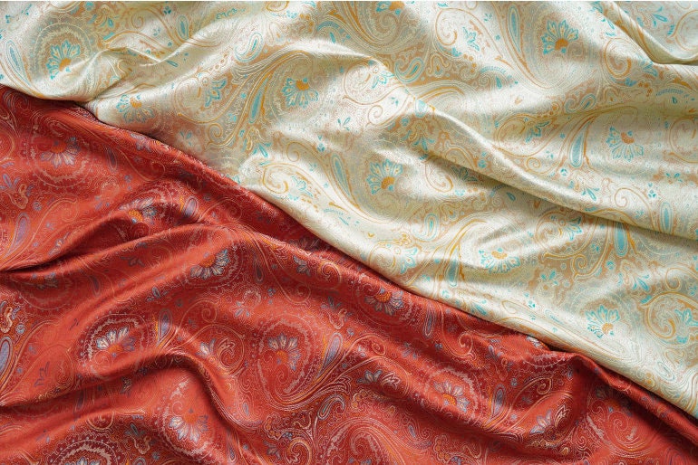 Tissu brocart Queue de Phénix : matériau de couture en rayonne de 150 cm de large
