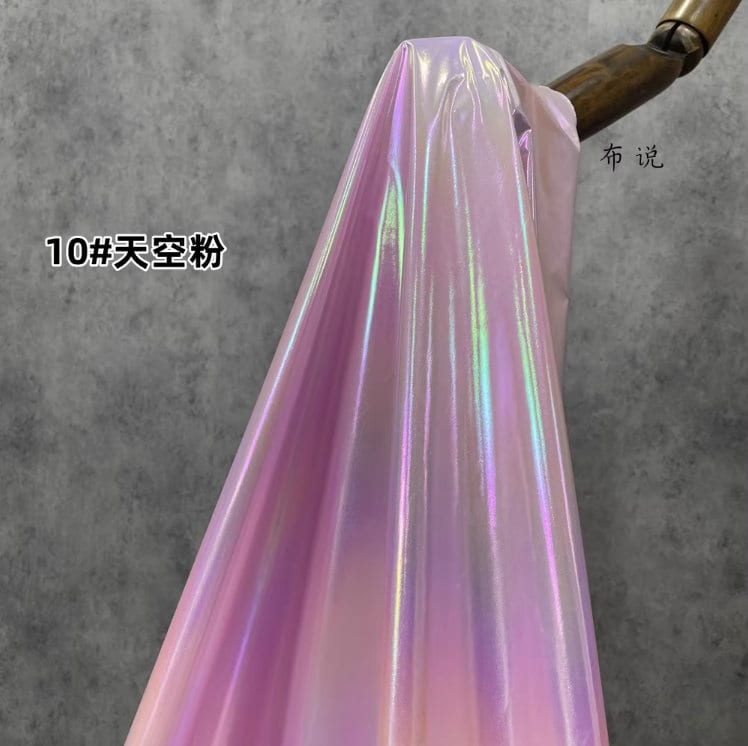 Metallic Silver Pleated Waterproof Fabric: Holographic Padded Jacket Material