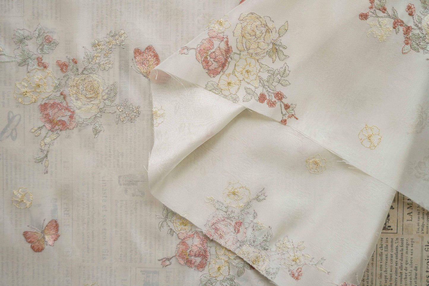 Embossed Floral Embroidery Organza Fabric - 59"W Silk 3D Material