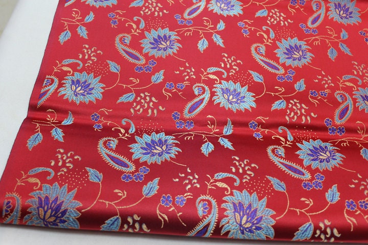 Tissu brocart de soie rouge : 89 cm de large, motif pivoine, tissu de mariage chinois