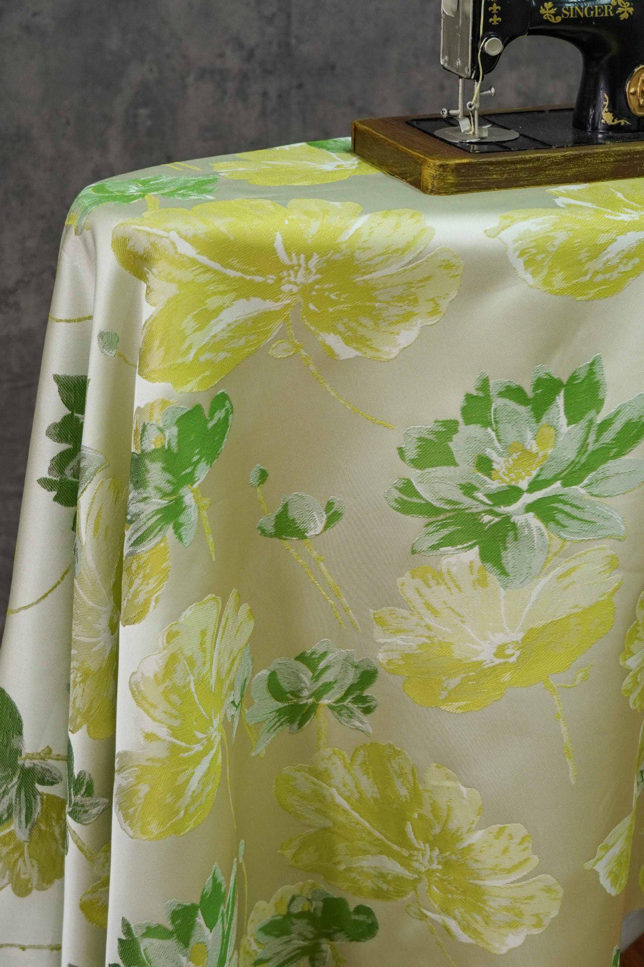 Floral Jacquard Fabric: Retro Palace Damask Deco, 59" Wide