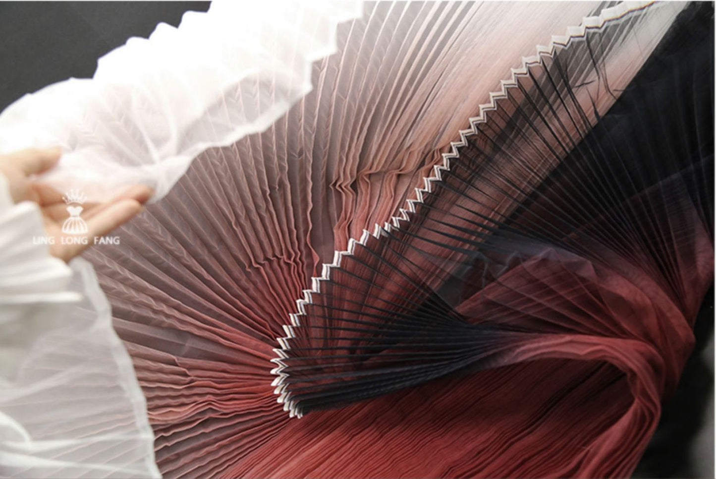 Gradient Pleated Organza Fabric: Stiff Texture, 63" Wide