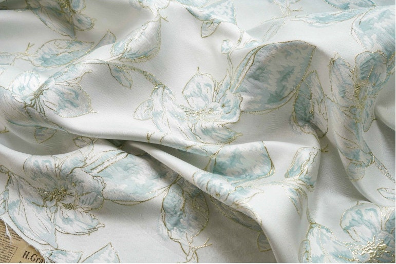 Gold Thread Floral Jacquard Fabric: 3D Oil Painting Texture, 57" Wide
