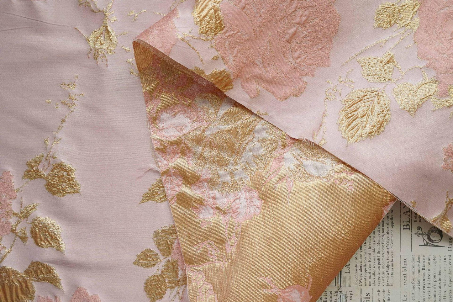 Luxury Jacquard Fabric ��� 3D Embossed Floral with Metallic Gold Accen"Wide