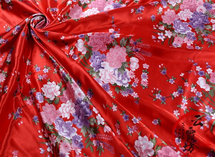 Tissu satiné imprimé floral pour mariée : polyester doux, 150 cm de large
