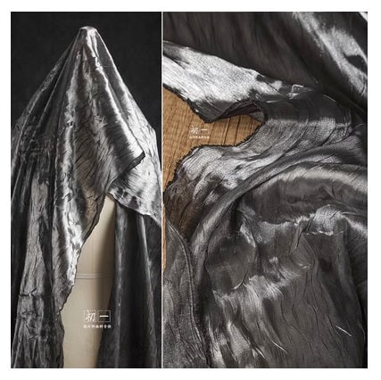 Tissu crêpe ondulé bleu foncé, tissu plissé 3D de créateur, largeur 39 pouces