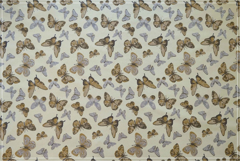 Tissu jacquard papillon : polyester pour ameublement, costumes et décoration - 162,5 cm de large