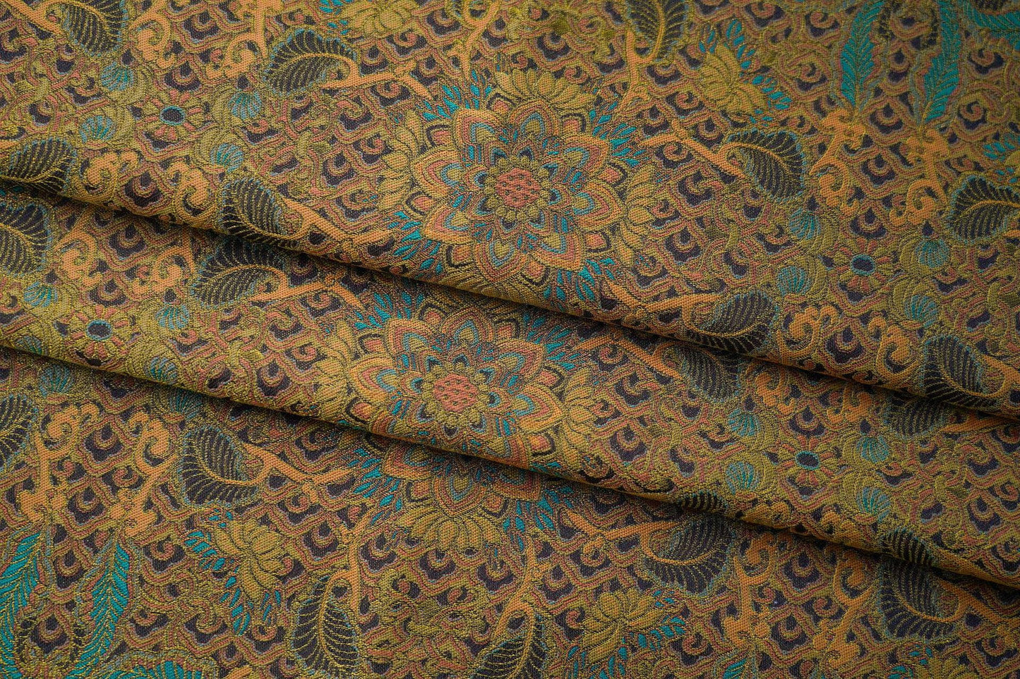 Tissu jacquard damassé tibétain : décoration bouddhiste, costumes, ameublement