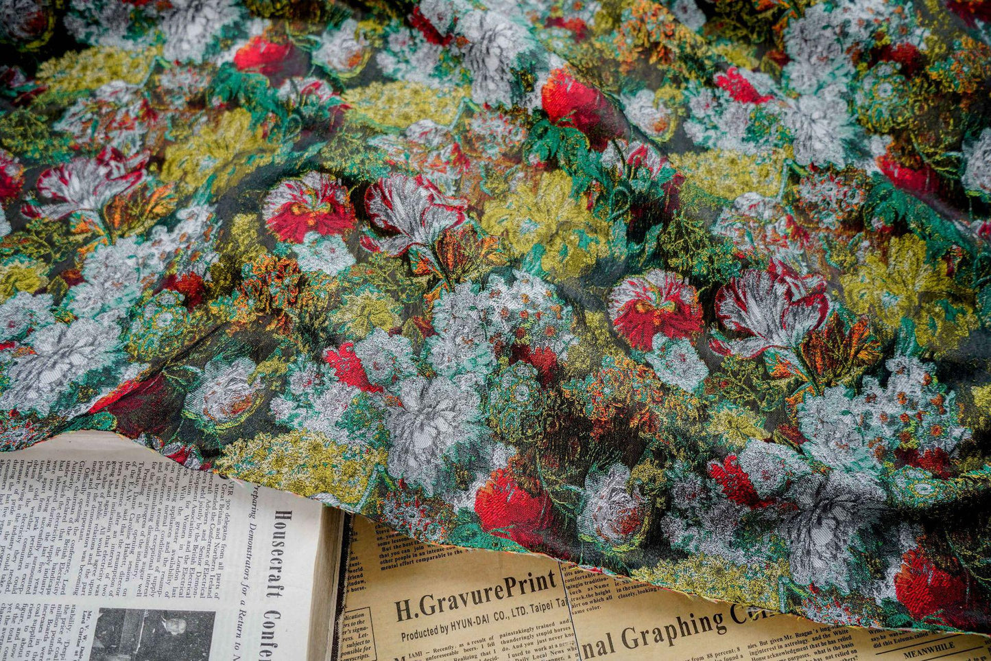 Gold Thread Jacquard Fabric: 3D Oil Painting Texture, 60" Wide