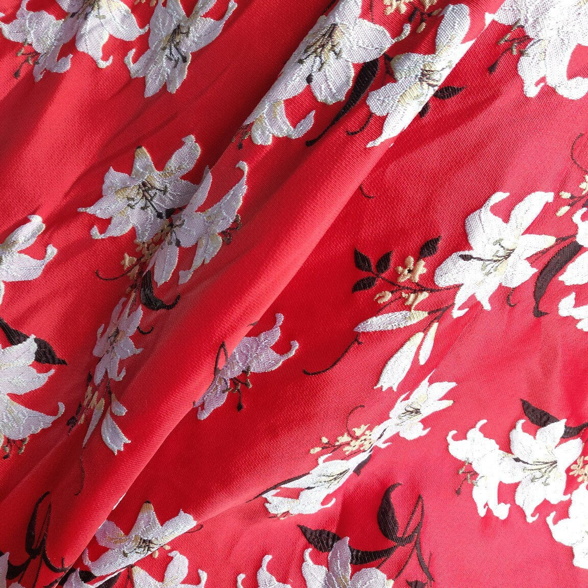 Reversible Jacquard Fabric: 3D Floral Lily Embossed Woven, 55"W