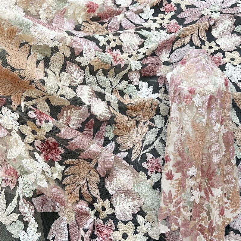Tissu brodé de sequins floraux, dentelle pour robe de mariée ou de bal