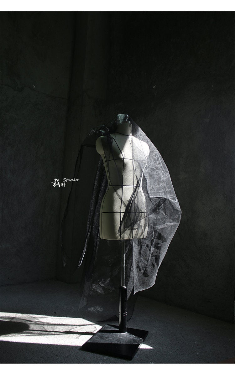 Tissu en maille hexagonale blanche, tissu rigide et transparent pour robe de mariée