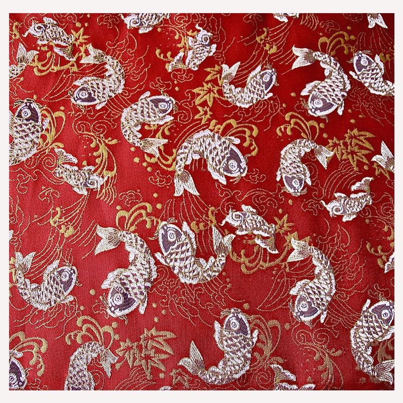Tissu brocart à motif de carpes : vêtements pour le Nouvel An chinois, matelassage (largeur : 145 cm)