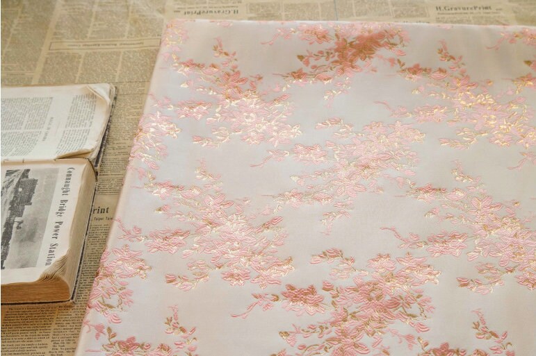 Gold Thread Floral Jacquard Fabric: 3D Texture Upholstery, 58"W
