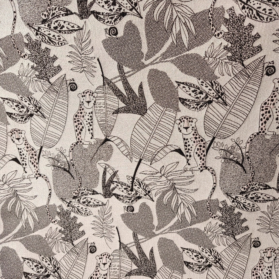 Tissu jacquard Forêt Animale : ameublement gaufré, costumes, décoration - 152 cm de large