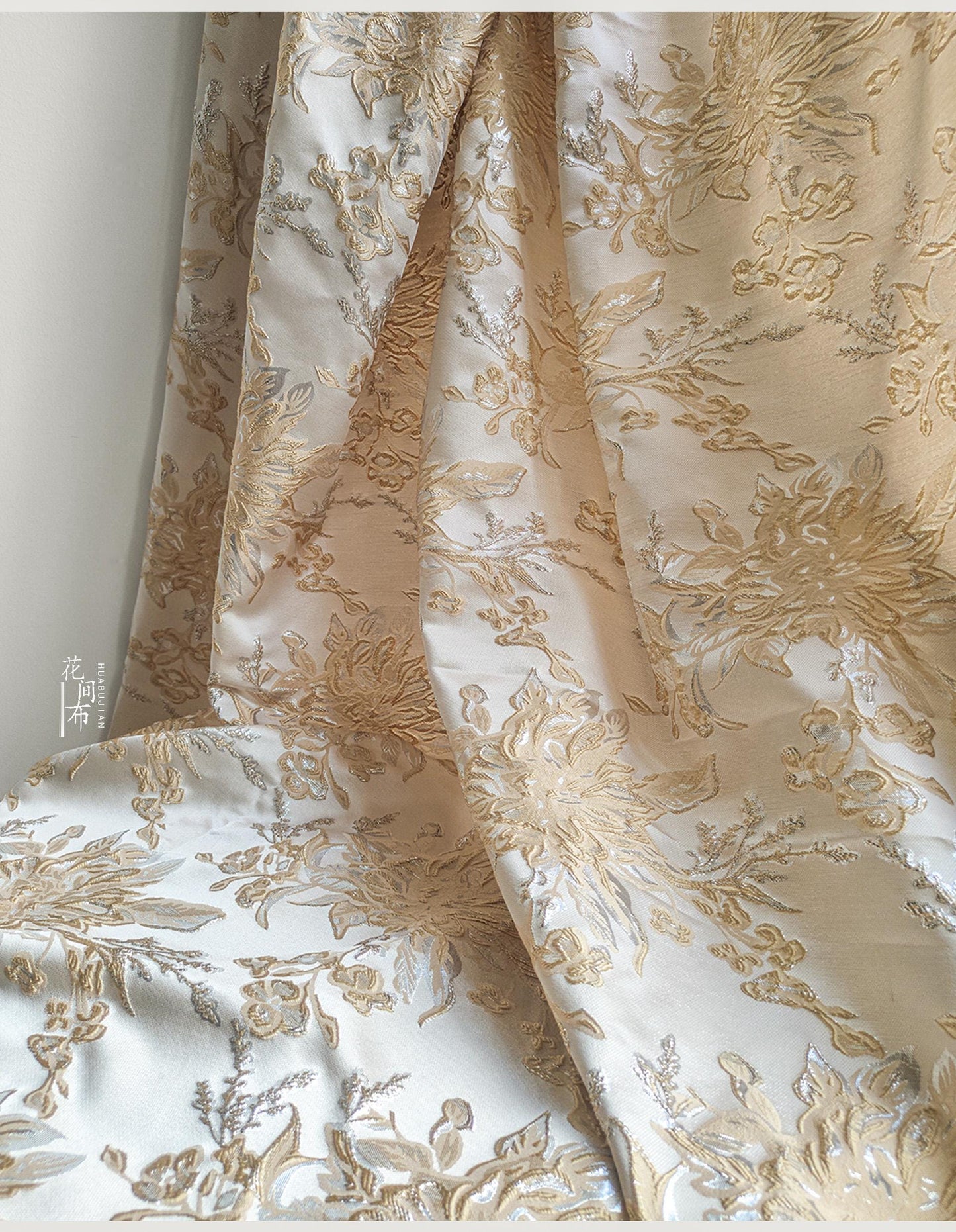 Tissu jacquard à motif pivoine abstraite : ameublement gaufré, rideaux, couture (largeur : 55 pouces)