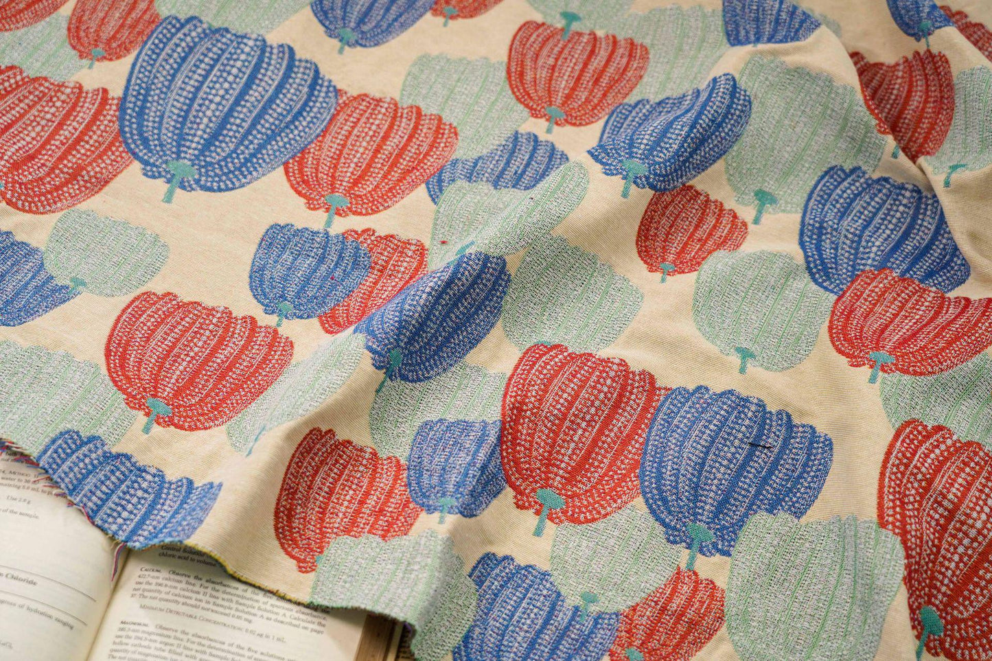 Floral Jacquard Fabric: Thick Slub Cotton Blend, 59" Wide