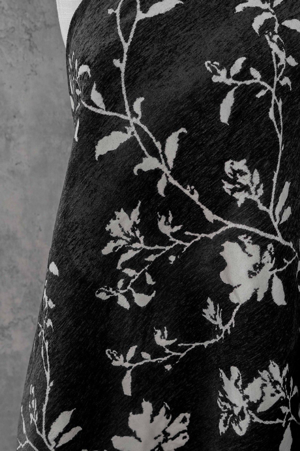 Black White Chenille Floral Vine Fabric, Woven Botanical Upholstery Fabric for Sofa, Curtains, Furniture Decor by the Yard