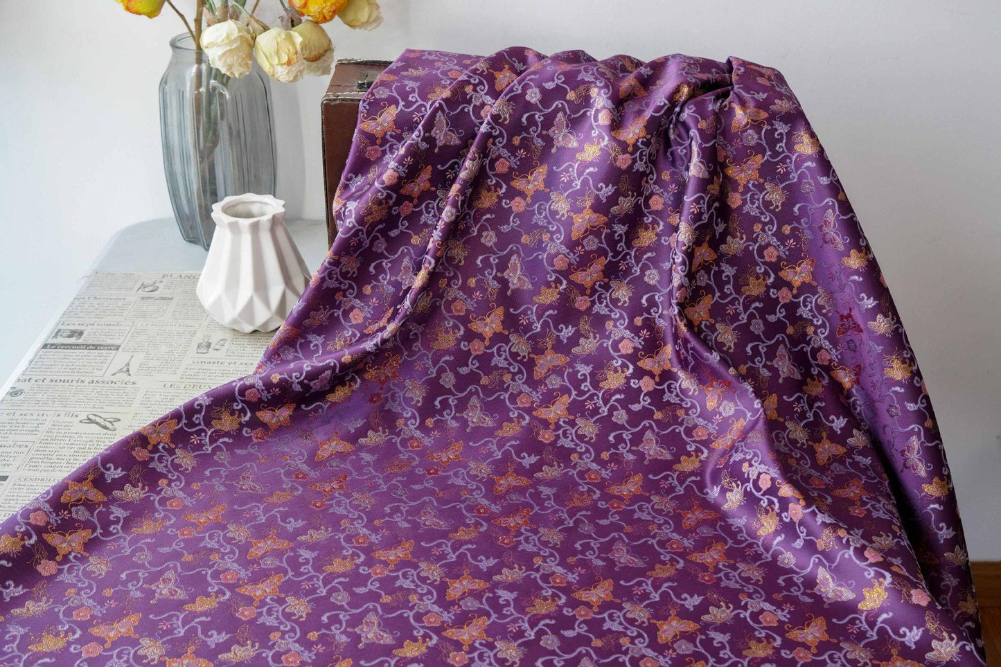 Butterfly Vine Song Brocade Fabric, Gold Thread Jacquard Textile for Qipao, Hanfu, Dresses, Bags and Sewing, 59"Wide