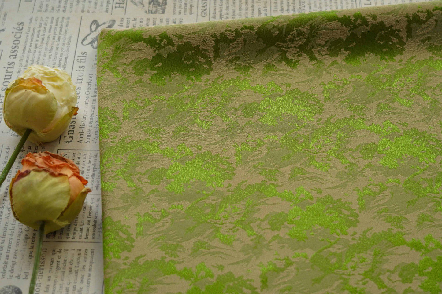 Green Wave Jacquard Fabric: Embossed Upholstery, Costume, & Bedding (59"W)