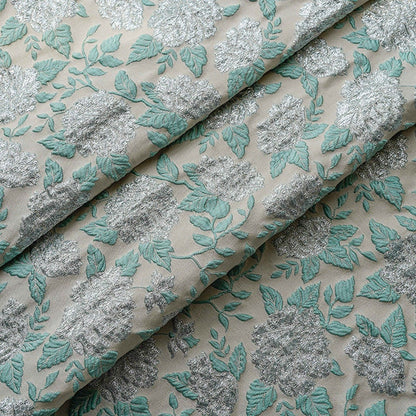 Tissu jacquard floral à fil doré : texture 3D, largeur 160 cm, ameublement et confection