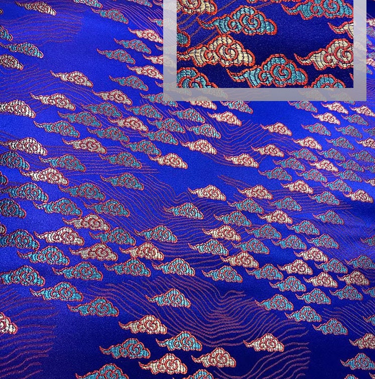 Tissu brocart nuage : jacquard de soie et rayonne, tissu pour la confection de robes de costume
