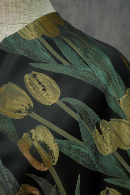 Jacquard Tulip Fabric: Retro Style Yarn-Dyed Upholstery (65"W)
