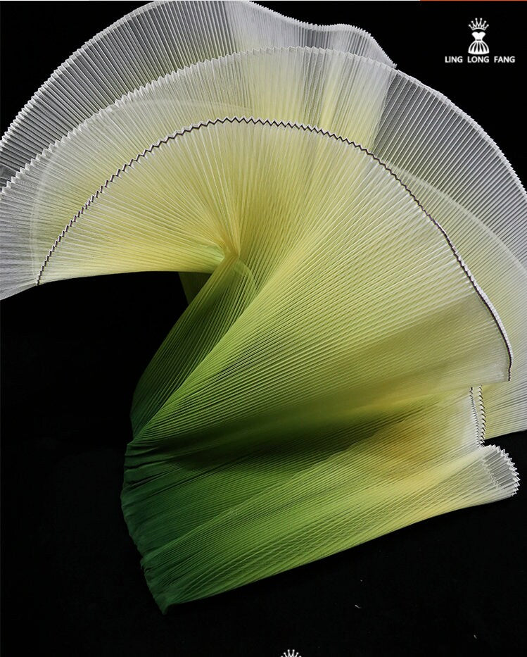 Pleated Organza Fabric: 59" Wide Stiff Texture Polyester