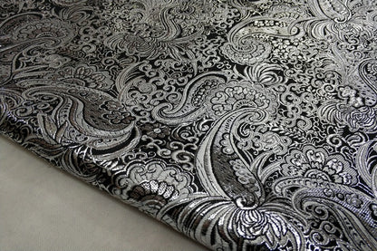 Tissu brocart argenté à motifs floraux : largeur 75 cm, matière couture rigide