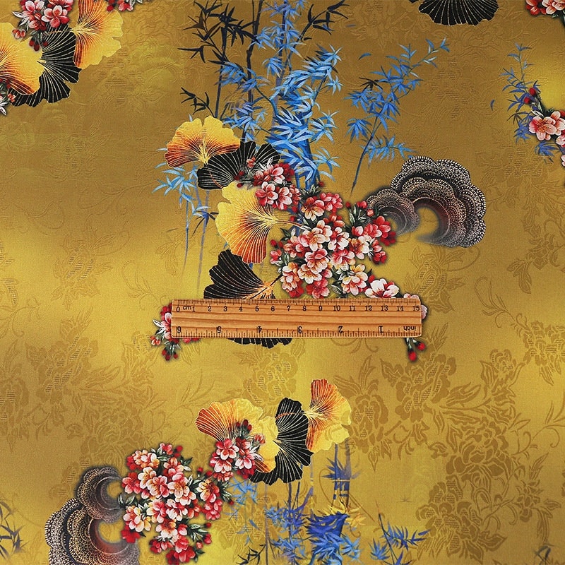 Tissu satin de soie Ginkgo Tea : imprimé floral, 150 cm de large
