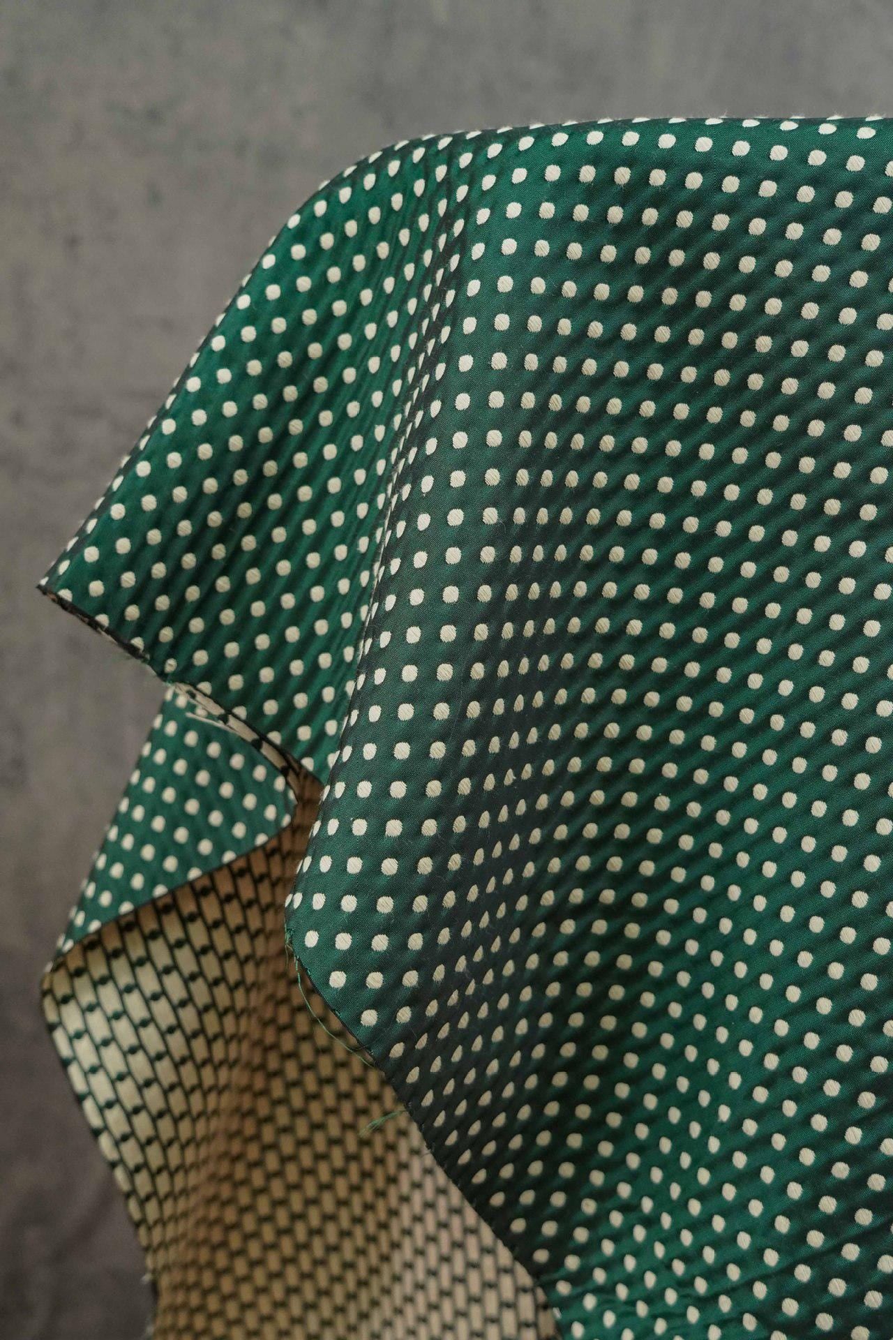 Tissu jacquard réversible : pois verts et blancs, 165 cm de large