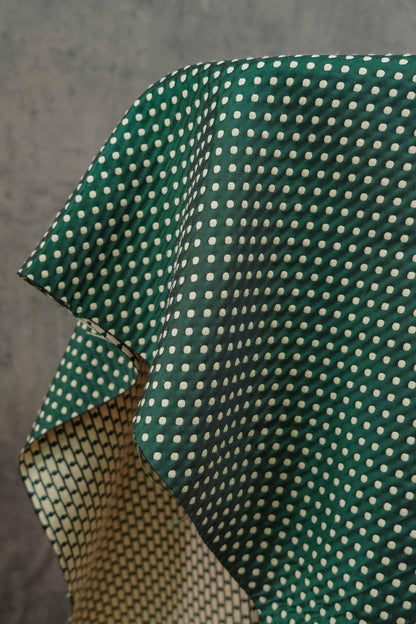 Tissu jacquard réversible : pois verts et blancs, 165 cm de large