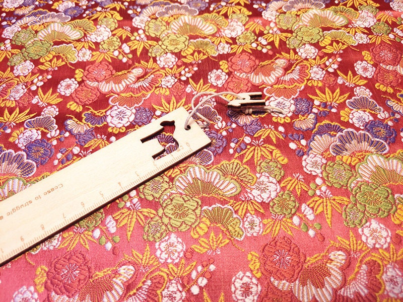 Tissu brocart de soie japonais Nishijin : Jacquard floral (au mètre)