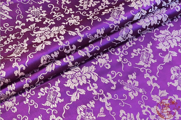 Tissu brocart à motifs floraux : Damas jacquard en soie et rayonne de 89 cm de large - Couture, matelassage, ameublement