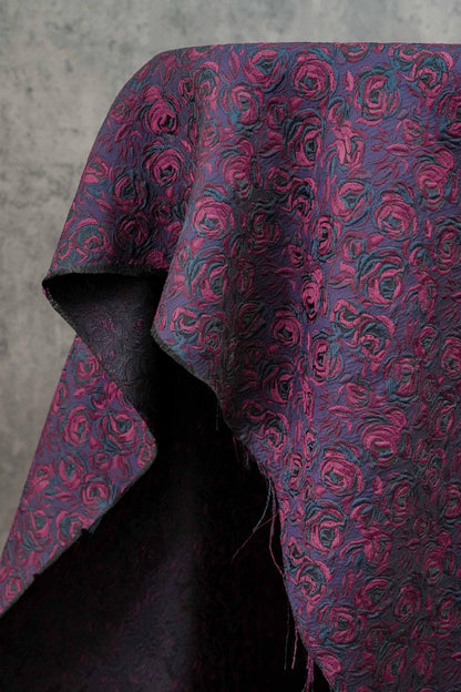 Tissu jacquard à motif de roses en relief : tissu d’ameublement vintage, 160 cm de large