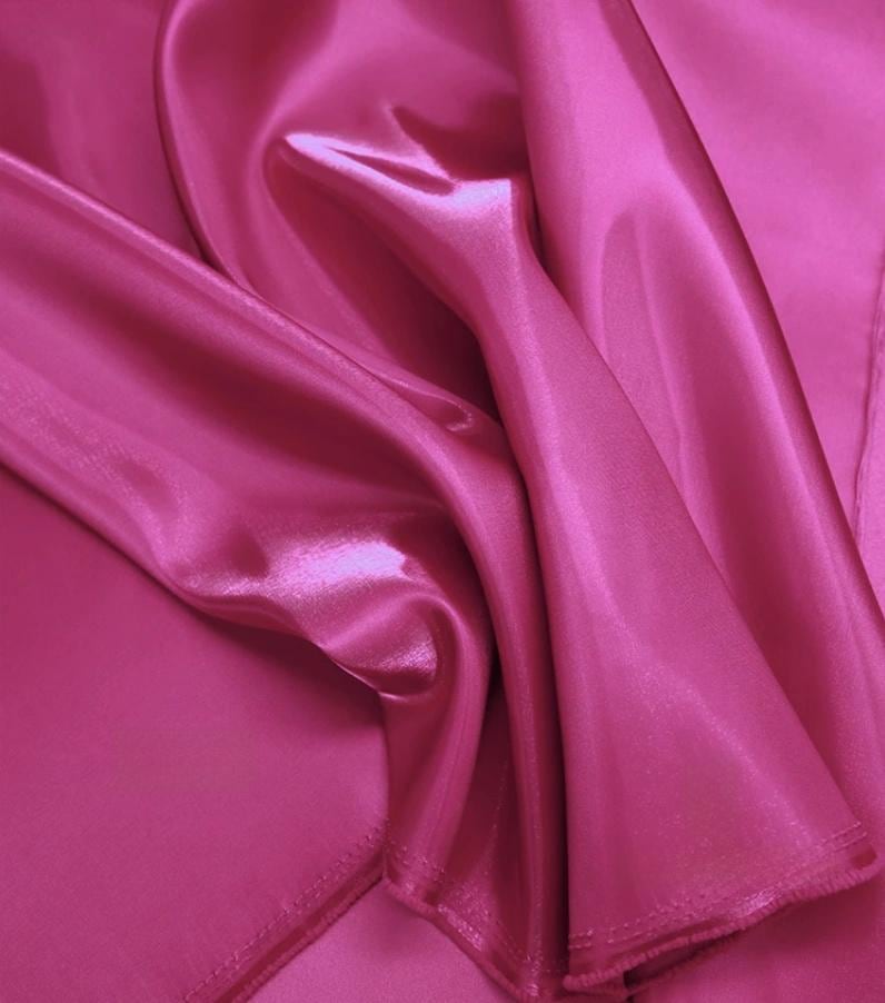 Tissu à l'éclat métallique nacré : mélange de coton mercerisé de 145 cm de large