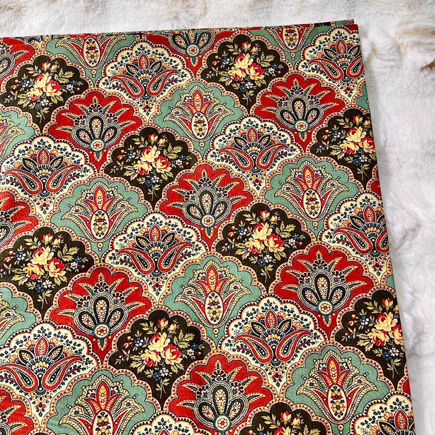 1960s Floral Cotton Fabric: Sewing, Quilting, Costume - 59"W