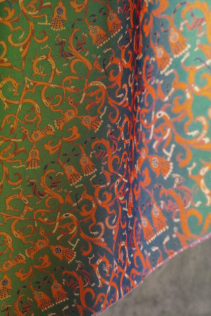 Reversible Jacquard Woven Fabric: 3D Ancient Pattern, 59" Wide