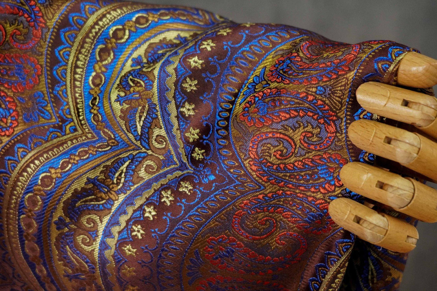 European Artistic Paisley Jacquard Fabric ��� Luxury Upholstery & Fashion Texti"Wide
