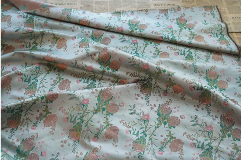 Floral Brocade Jacquard Fabric: Retro Palace Style Gold Thread (By The Meter)