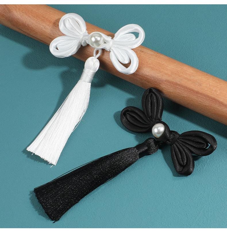 Handmade Chinese Knot Buttons: Satin Cheongsam Frog Closures