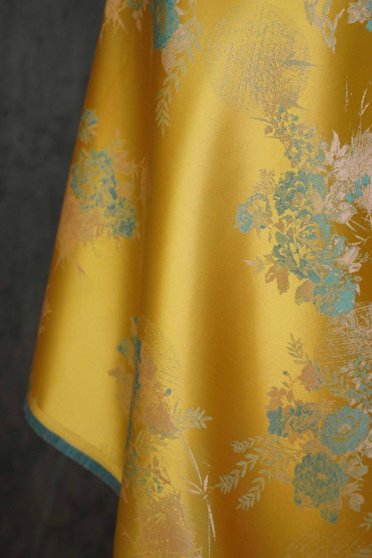Tissu jacquard brocart style palais rétro : 150 cm de large, polyester pour robe