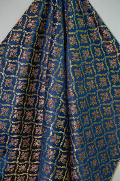 Tissu jacquard à fil doré : motif floral 3D pour ameublement, confection de robes de bal - 140 cm de large