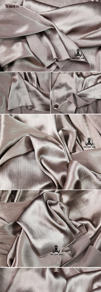 Tissu satiné brillant : texture douce, largeur 140 cm, pour costumes et décoration