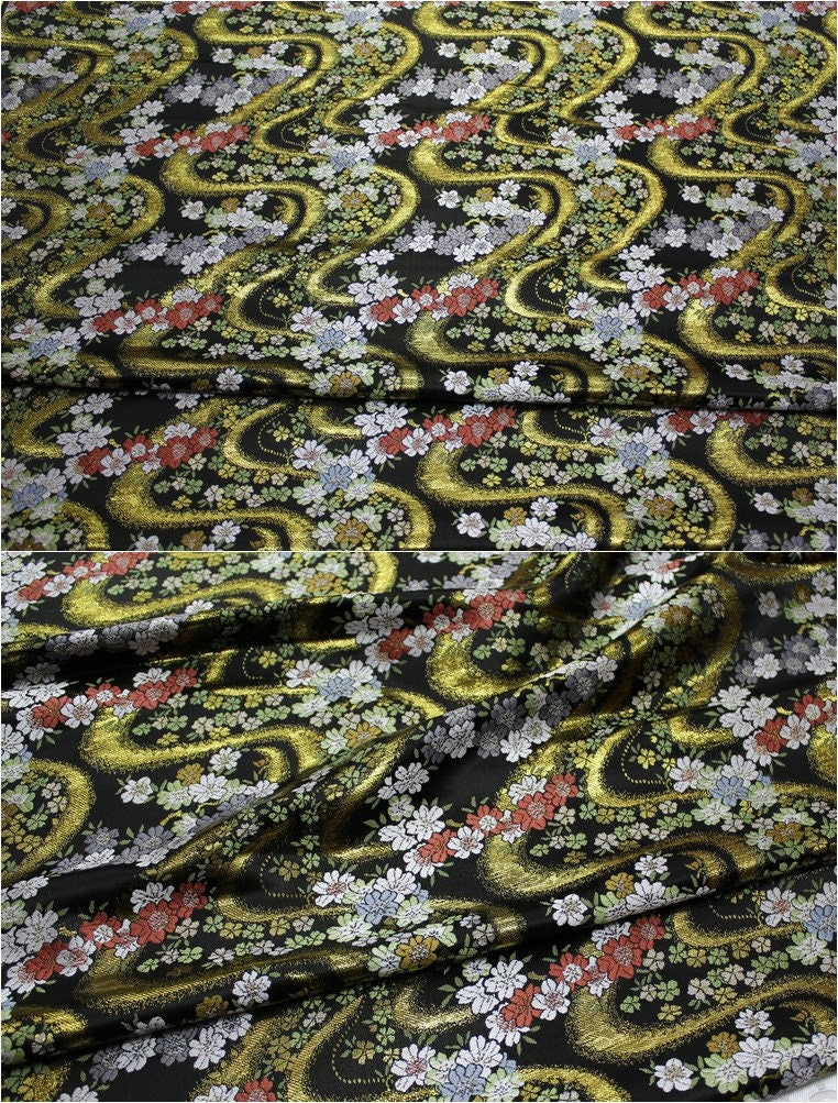 Tissu jacquard floral Nishijin : brocart de soie noir et or