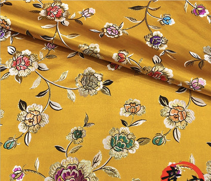 Tissu brocart rose : mélange soie-rayonne de 150 cm de large, tissu pour la confection de cheongsams et qipaos.