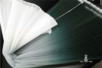 Gradient Pleated Organza Fabric: Stiff Texture, 63" Wide