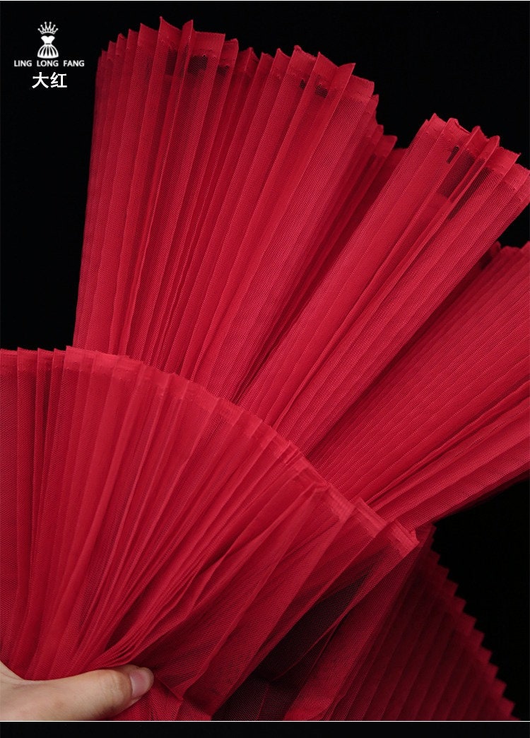 Pleated Organza Fabric: 63" Wide Stiff Designer Material