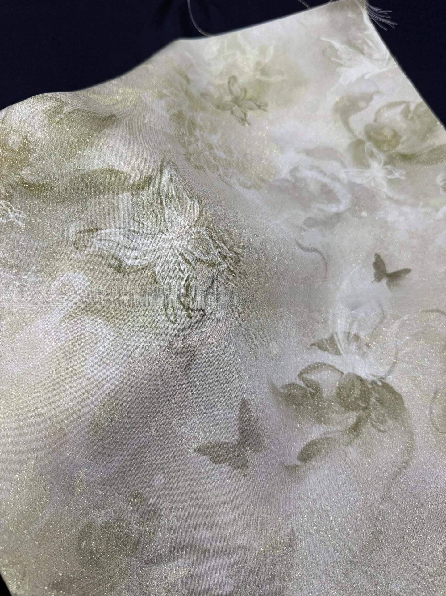 Tissu jacquard en rayonne à motif médaillon chinois et feuille d'or métallisée