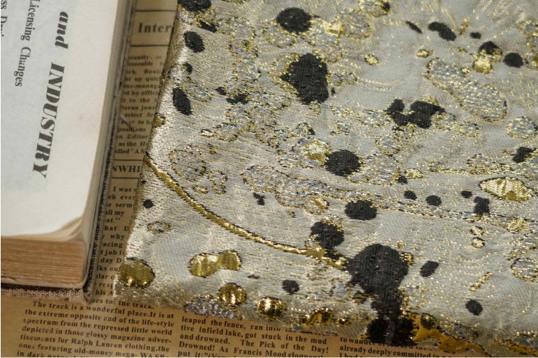 Gilding Bronzing Jacquard Fabric: Embossed Metallic Designer Material